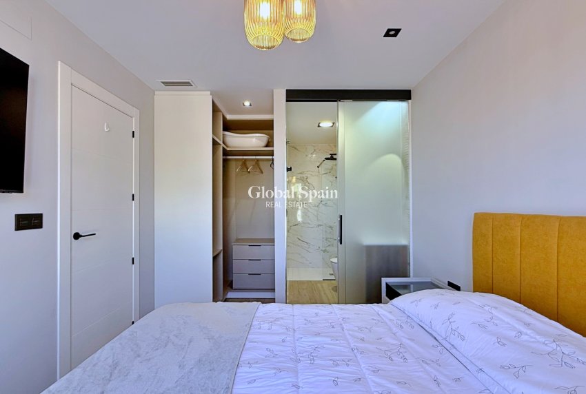 Wederverkoop - PENTHOUSE -
ORIHUELA COSTA - Costa Blanca