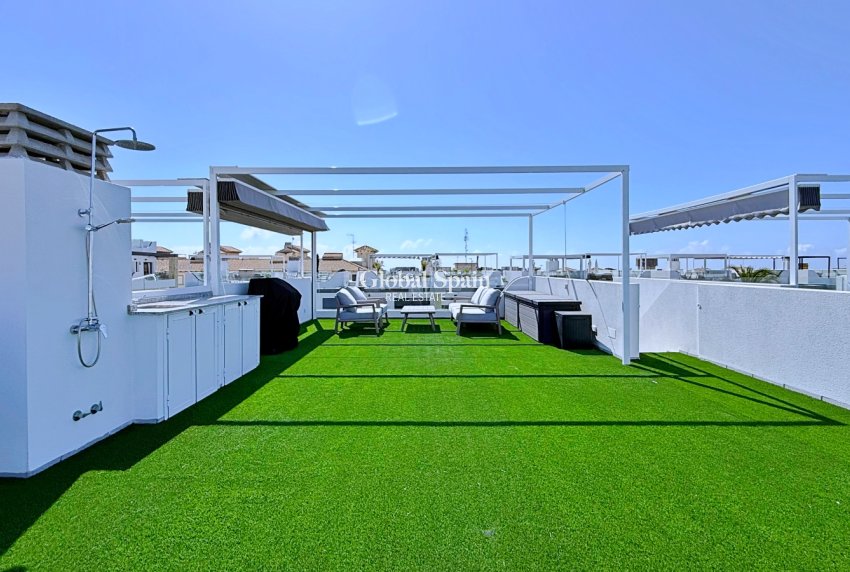 Wederverkoop - PENTHOUSE -
ORIHUELA COSTA - Costa Blanca