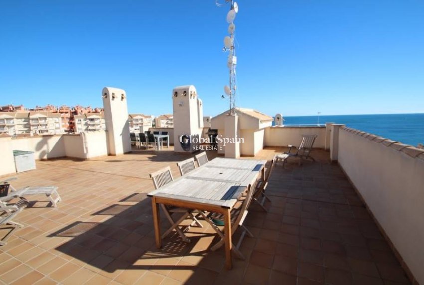 Wederverkoop - PENTHOUSE -
ORIHUELA COSTA - Costa Blanca