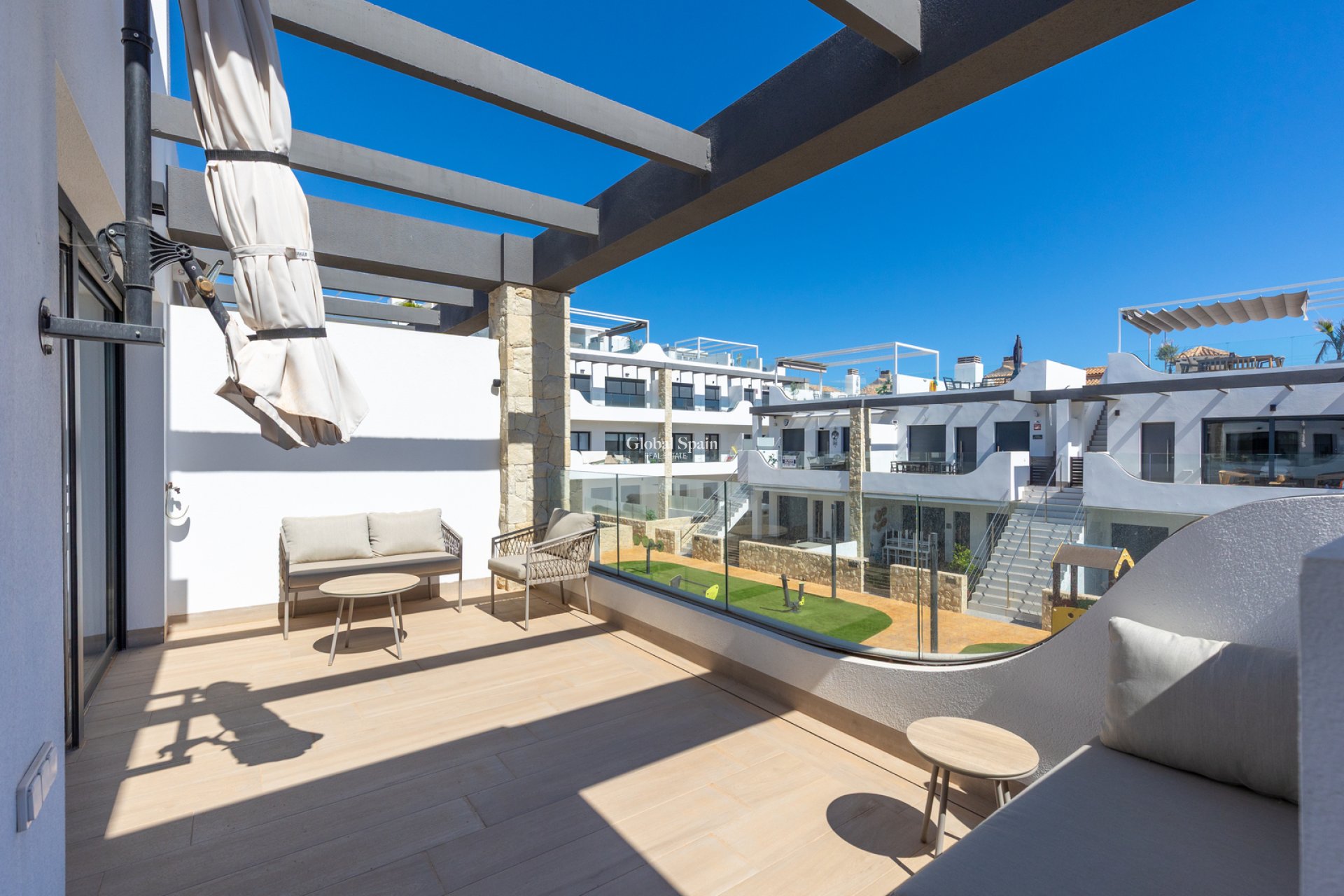 Wederverkoop - PENTHOUSE -
ORIHUELA COSTA - Costa Blanca