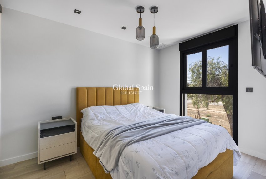 Wederverkoop - PENTHOUSE -
ORIHUELA COSTA - Costa Blanca