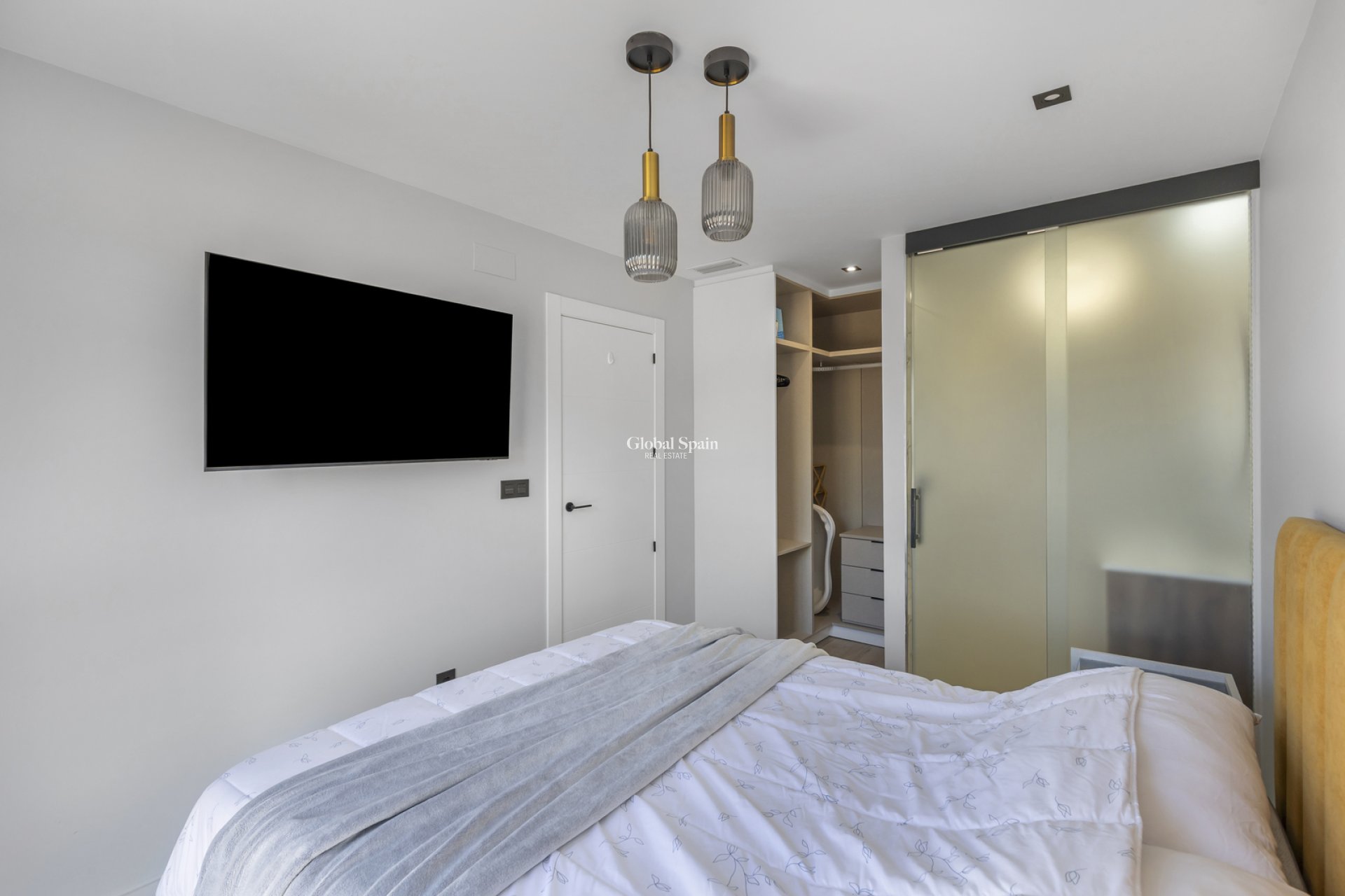 Wederverkoop - PENTHOUSE -
ORIHUELA COSTA - Costa Blanca