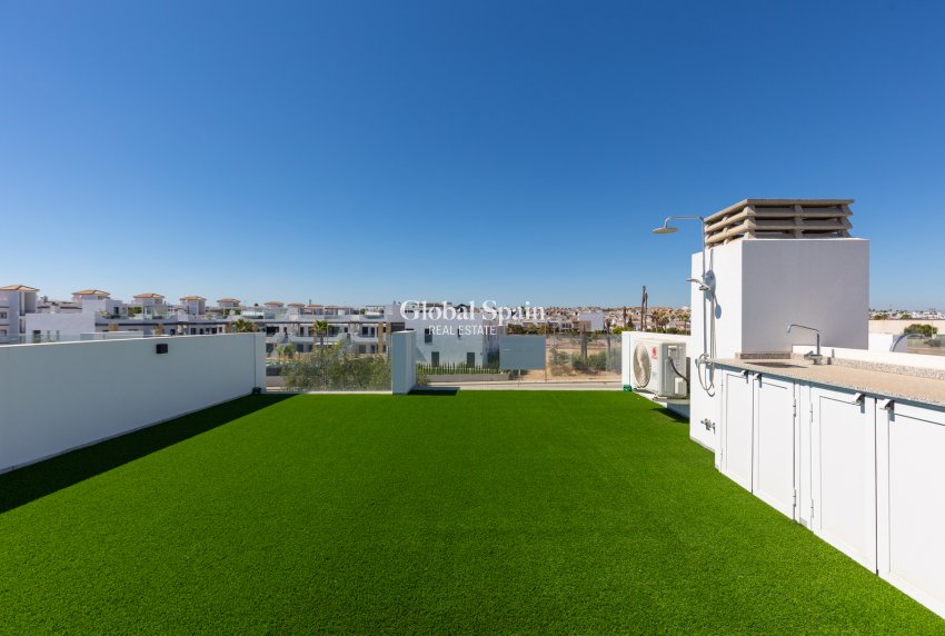Wederverkoop - PENTHOUSE -
ORIHUELA COSTA - Costa Blanca