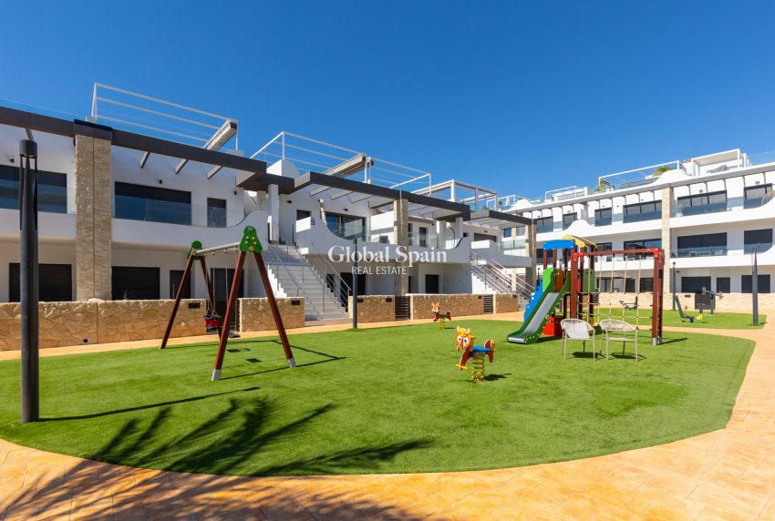 Wederverkoop - PENTHOUSE -
ORIHUELA COSTA - Costa Blanca