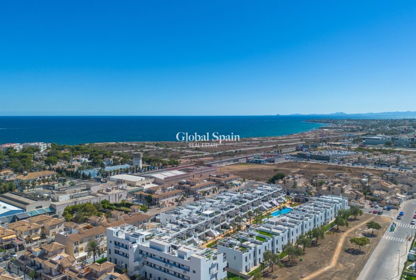 Wederverkoop - PENTHOUSE -
ORIHUELA COSTA - Costa Blanca