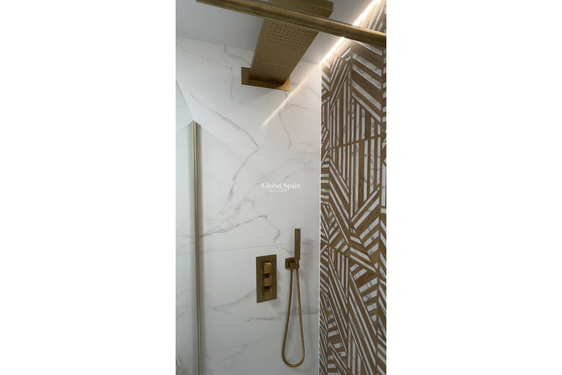 Wederverkoop - PENTHOUSE -
ORIHUELA COSTA - La Zenia