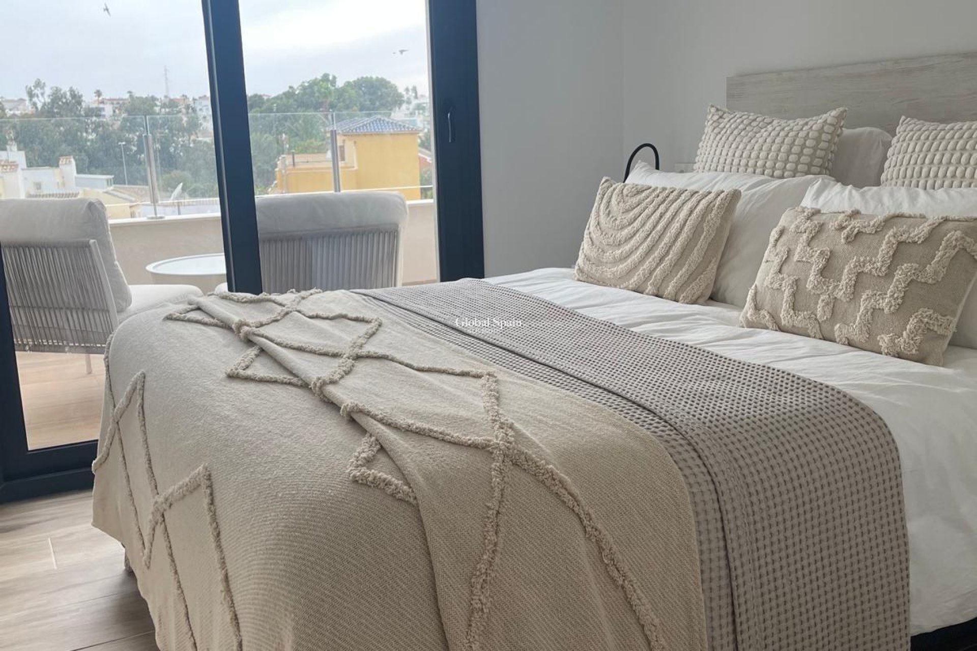 Wederverkoop - PENTHOUSE -
ORIHUELA COSTA - Las Filipinas