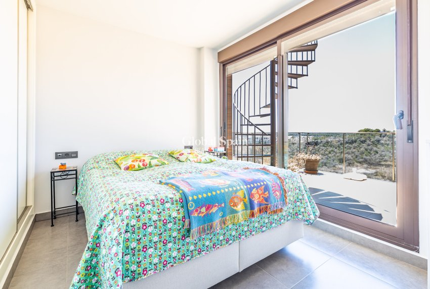 Wederverkoop - PENTHOUSE -
ORIHUELA COSTA - Las Ramblas Golf