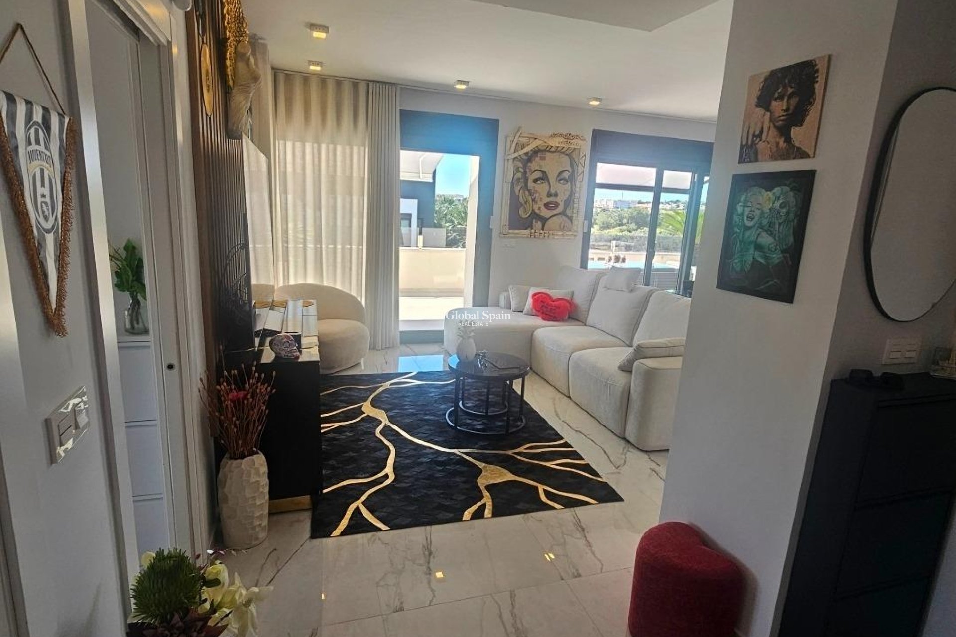 Wederverkoop - PENTHOUSE -
ORIHUELA COSTA - Los Almendros-la Florida