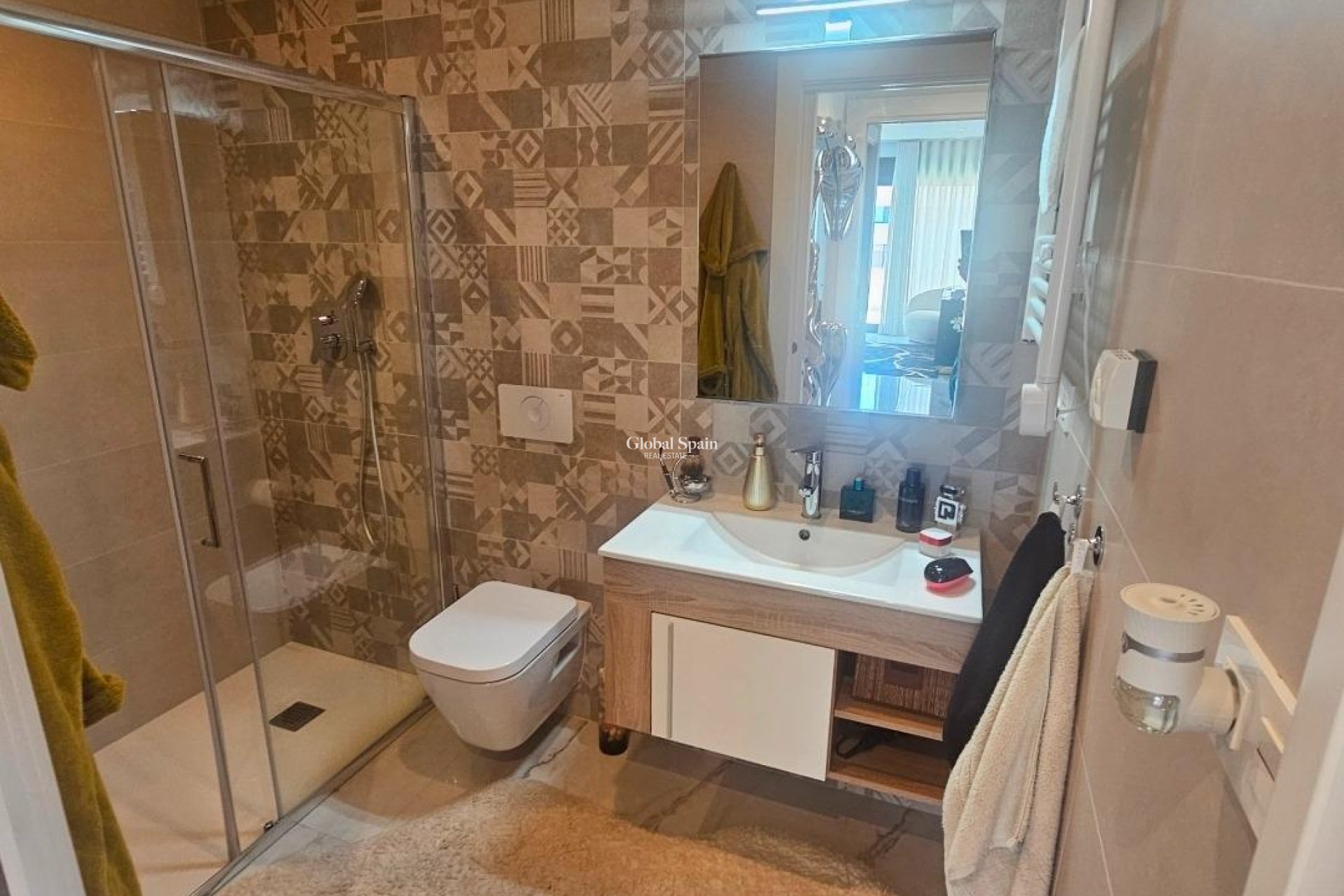 Wederverkoop - PENTHOUSE -
ORIHUELA COSTA - Los Almendros-la Florida