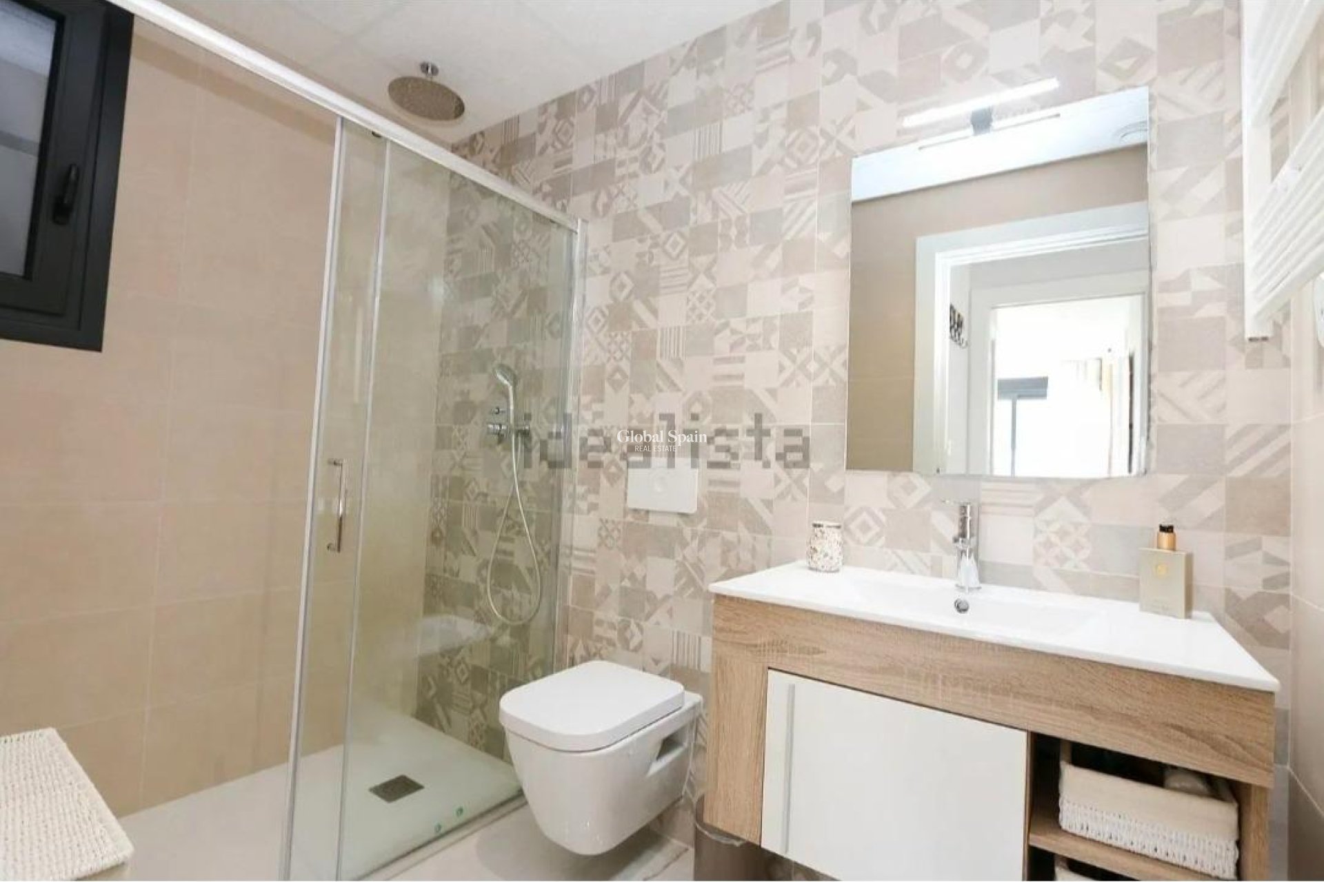 Wederverkoop - PENTHOUSE -
ORIHUELA COSTA - Los Almendros-la Florida