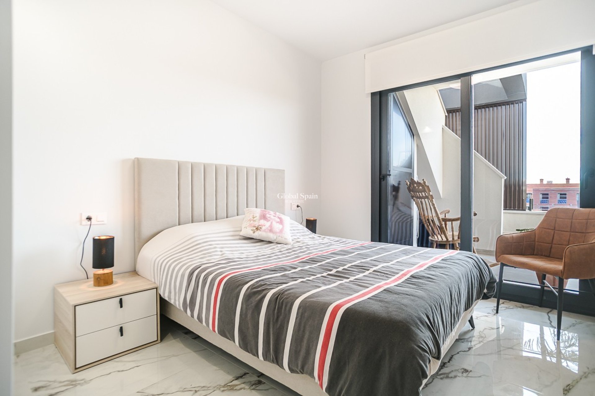 Wederverkoop - PENTHOUSE -
ORIHUELA COSTA - Los Altos
