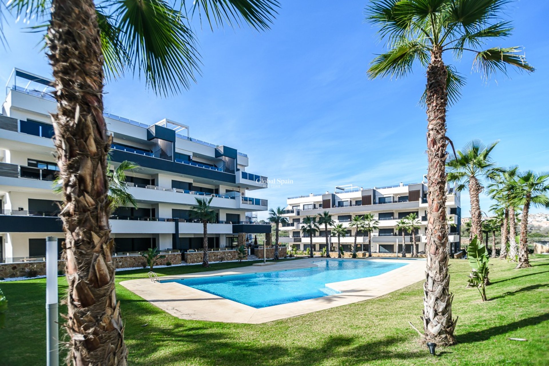 Wederverkoop - PENTHOUSE -
ORIHUELA COSTA - Los Altos