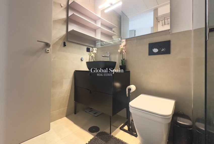 Wederverkoop - PENTHOUSE -
ORIHUELA COSTA - Los Dolses