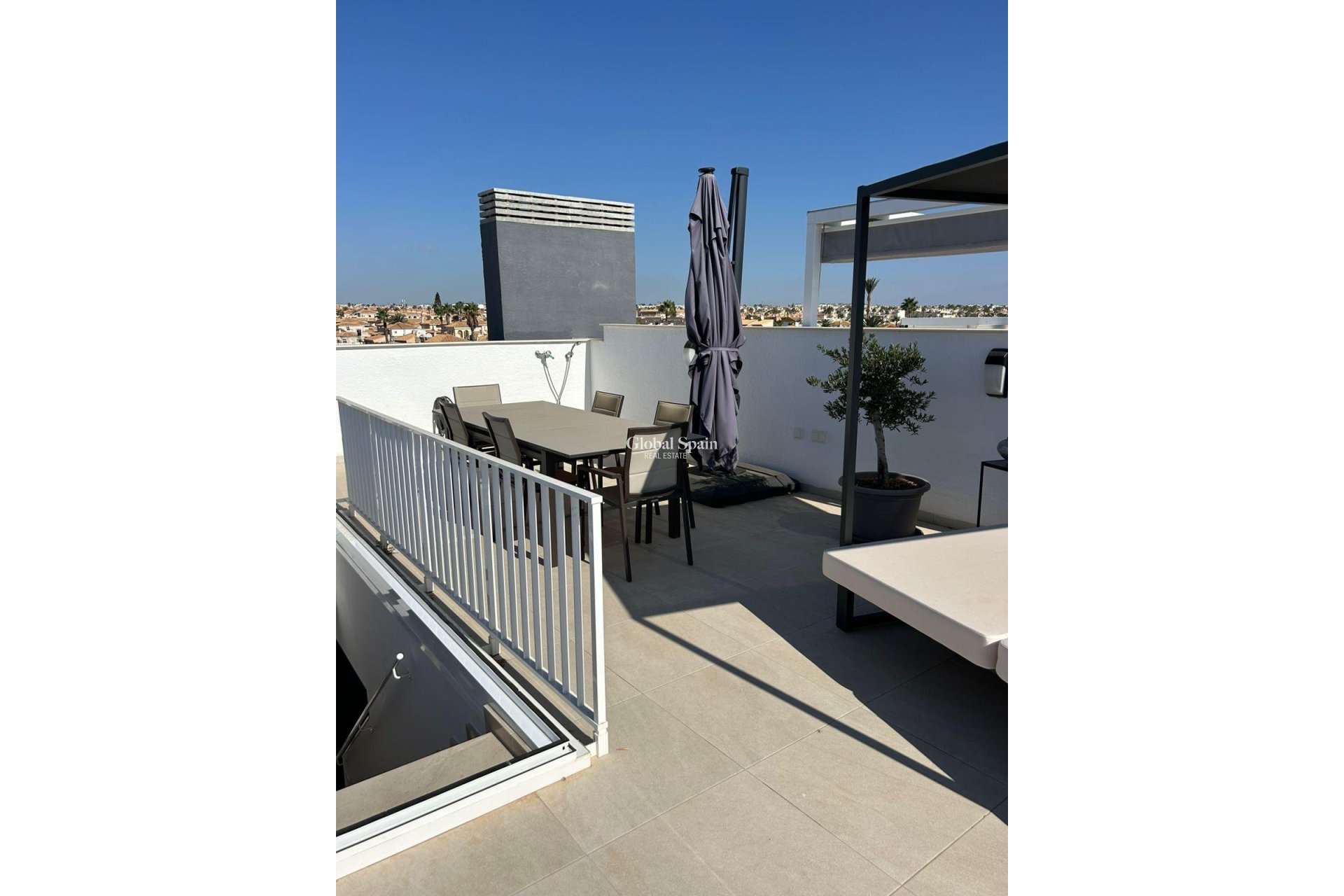 Wederverkoop - PENTHOUSE -
ORIHUELA COSTA - Playa Flamenca
