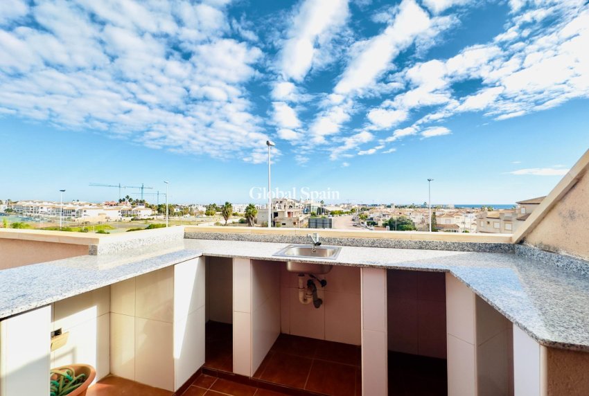 Wederverkoop - PENTHOUSE -
ORIHUELA COSTA - Playa Flamenca
