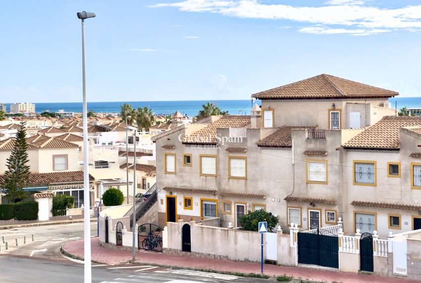 Wederverkoop - PENTHOUSE -
ORIHUELA COSTA - Playa Flamenca