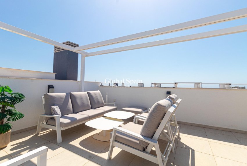 Wederverkoop - PENTHOUSE -
ORIHUELA COSTA - Playa Flamenca
