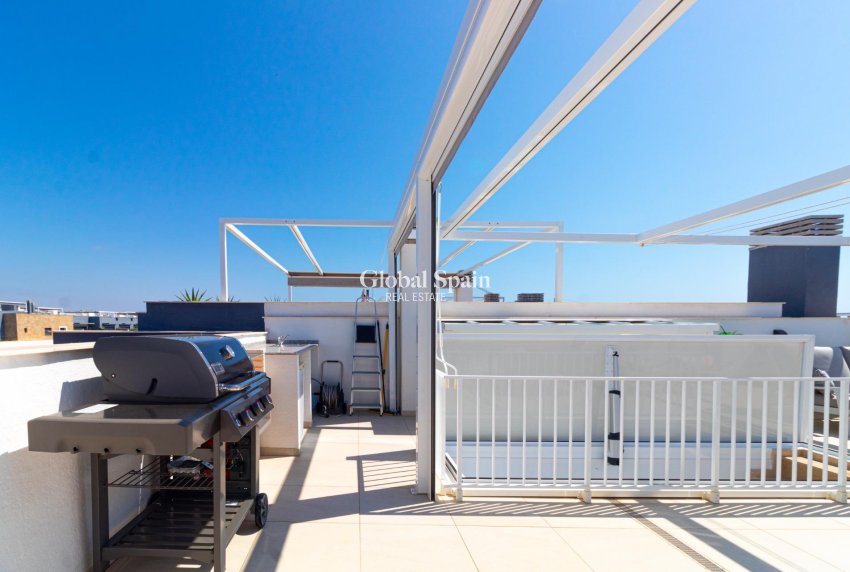 Wederverkoop - PENTHOUSE -
ORIHUELA COSTA - Playa Flamenca