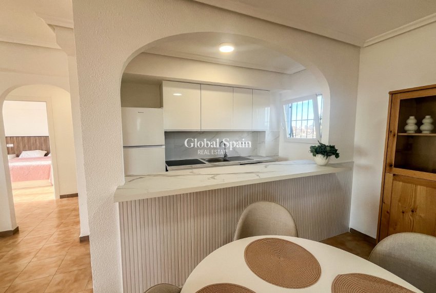 Wederverkoop - PENTHOUSE -
ORIHUELA COSTA - Punta Prima