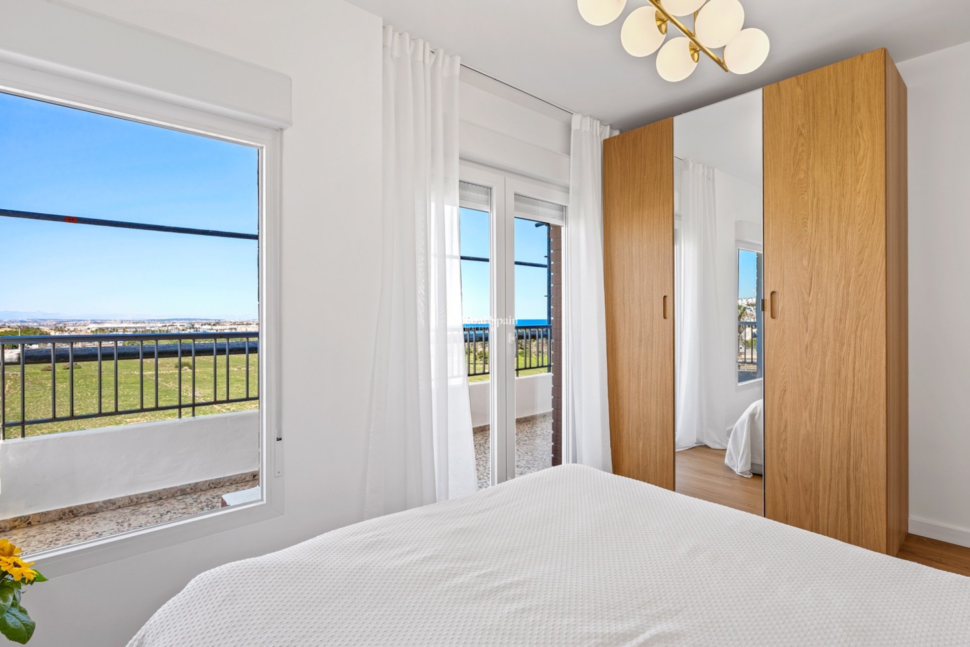 Wederverkoop - PENTHOUSE -
ORIHUELA COSTA - Punta Prima