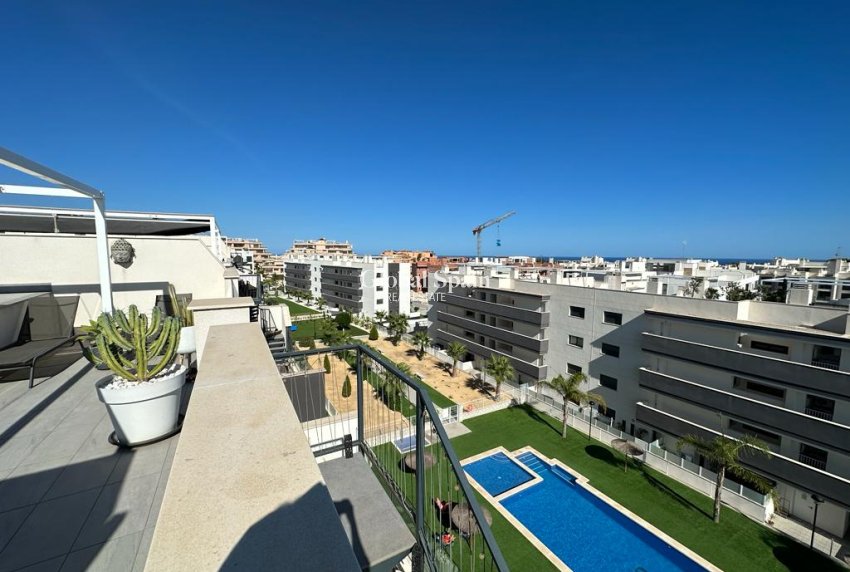 Wederverkoop - Penthouse -
ORIHUELA COSTA - VILLAMARTÍN