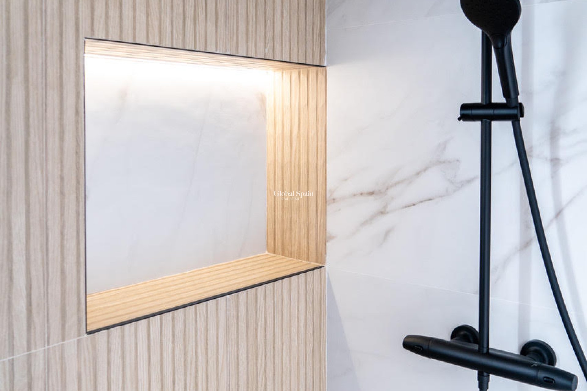 Wederverkoop - PENTHOUSE -
ORIHUELA - Inland