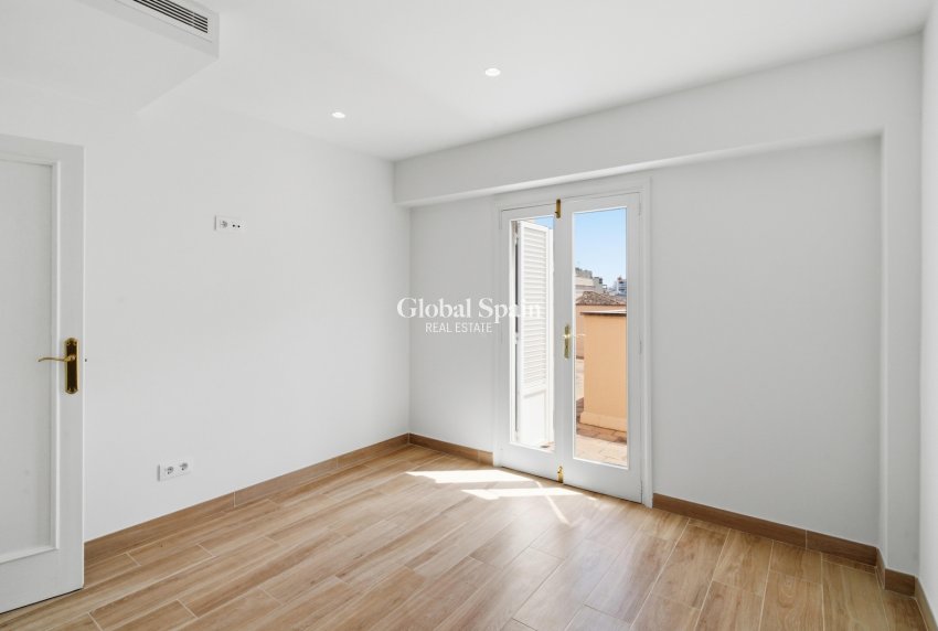 Wederverkoop - PENTHOUSE -
PALMA