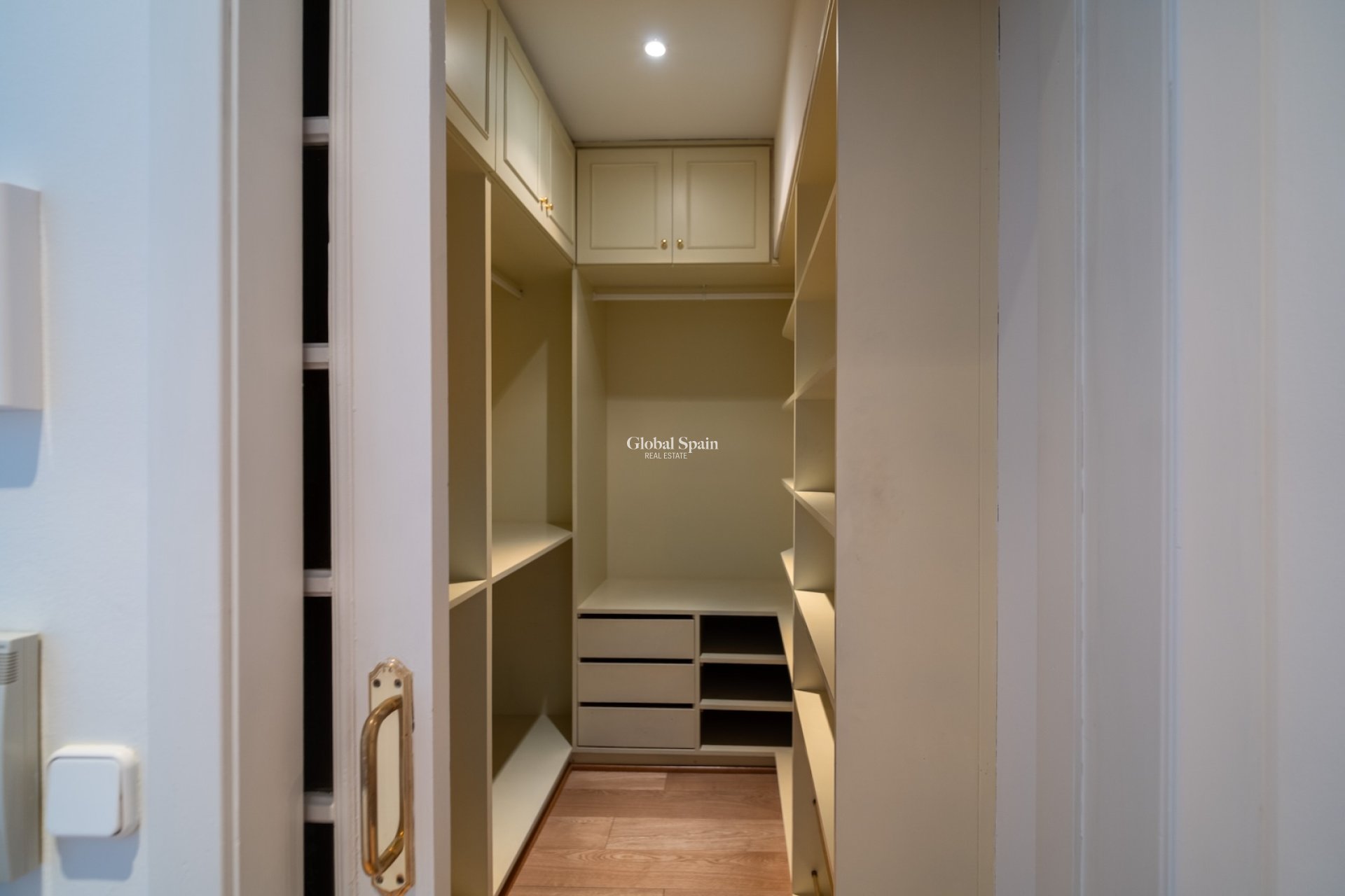 Wederverkoop - PENTHOUSE -
PALMA