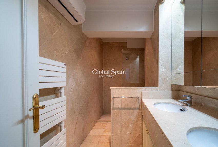 Wederverkoop - PENTHOUSE -
PALMA