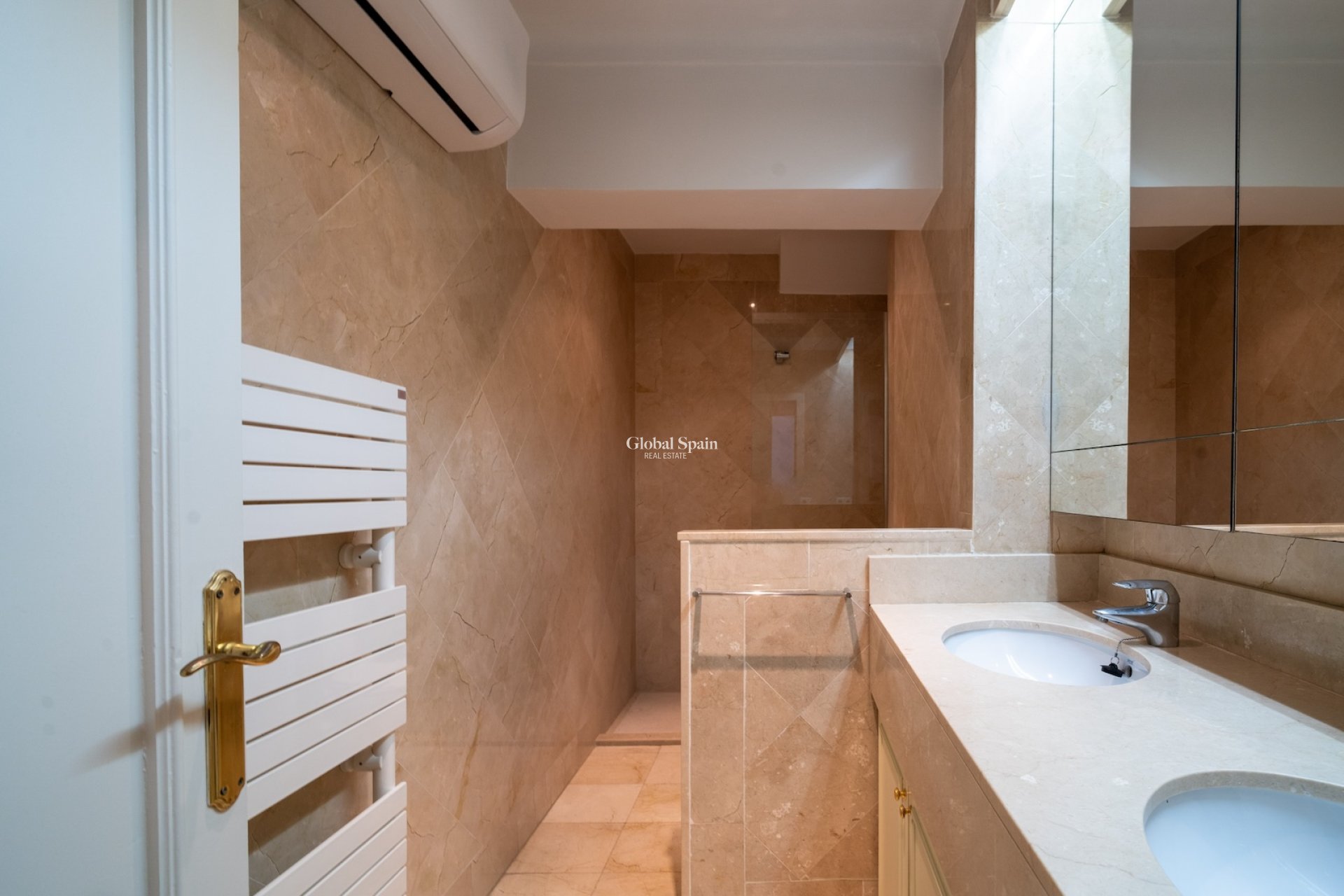 Wederverkoop - PENTHOUSE -
PALMA
