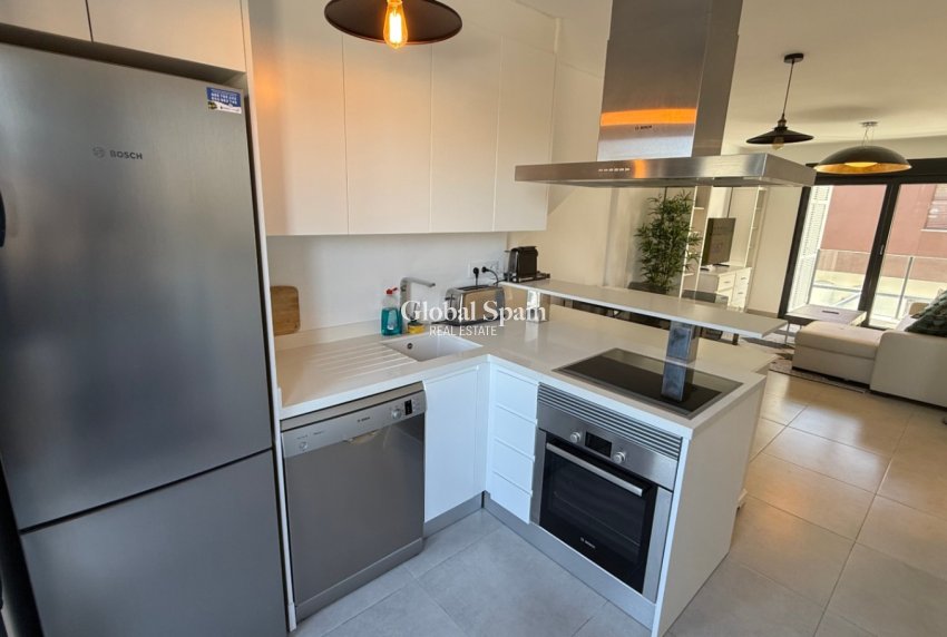 Wederverkoop - PENTHOUSE -
PILAR DE LA HORADADA - Costa Blanca