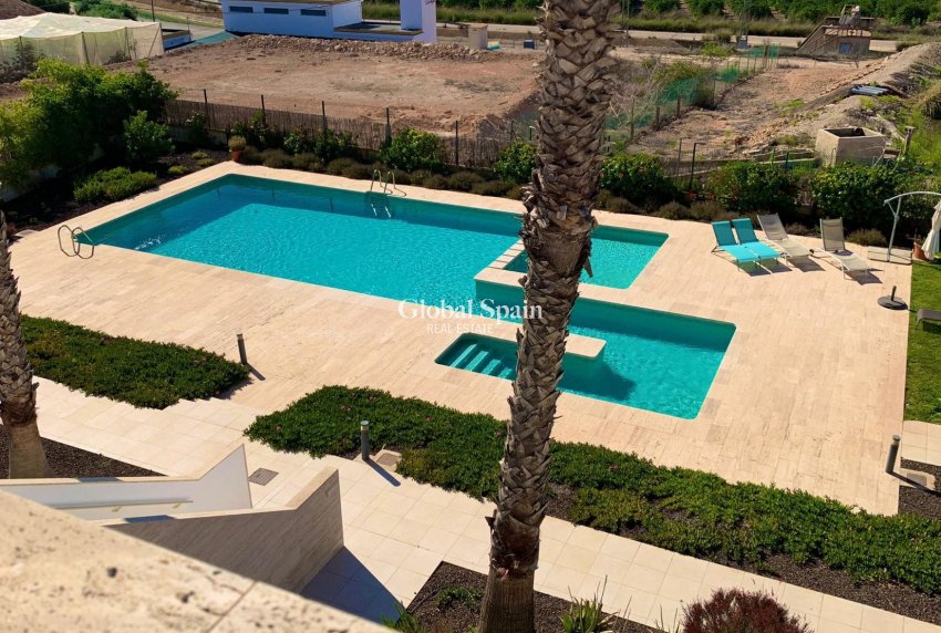 Wederverkoop - PENTHOUSE -
PILAR DE LA HORADADA - Costa Blanca