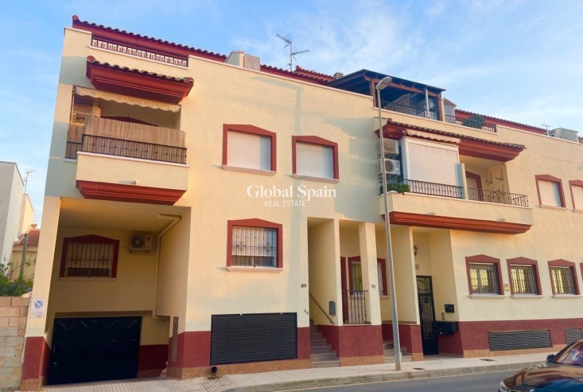 Wederverkoop - PENTHOUSE -
PILAR DE LA HORADADA - Costa Blanca