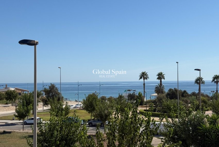 Wederverkoop - PENTHOUSE -
PILAR DE LA HORADADA - Costa Blanca