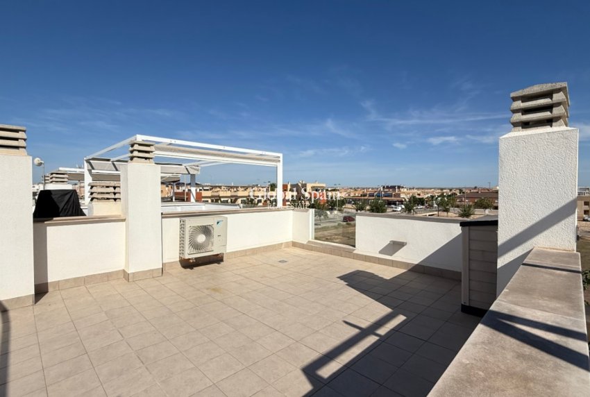 Wederverkoop - PENTHOUSE -
PILAR DE LA HORADADA - Costa Blanca