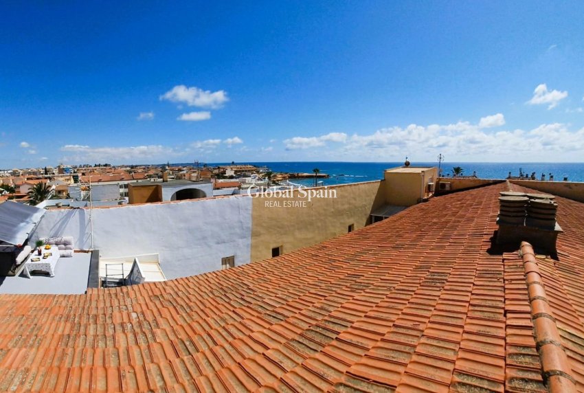 Wederverkoop - PENTHOUSE -
PILAR DE LA HORADADA - Costa Blanca