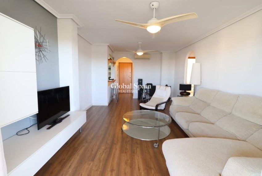 Wederverkoop - PENTHOUSE -
PILAR DE LA HORADADA - Costa Blanca