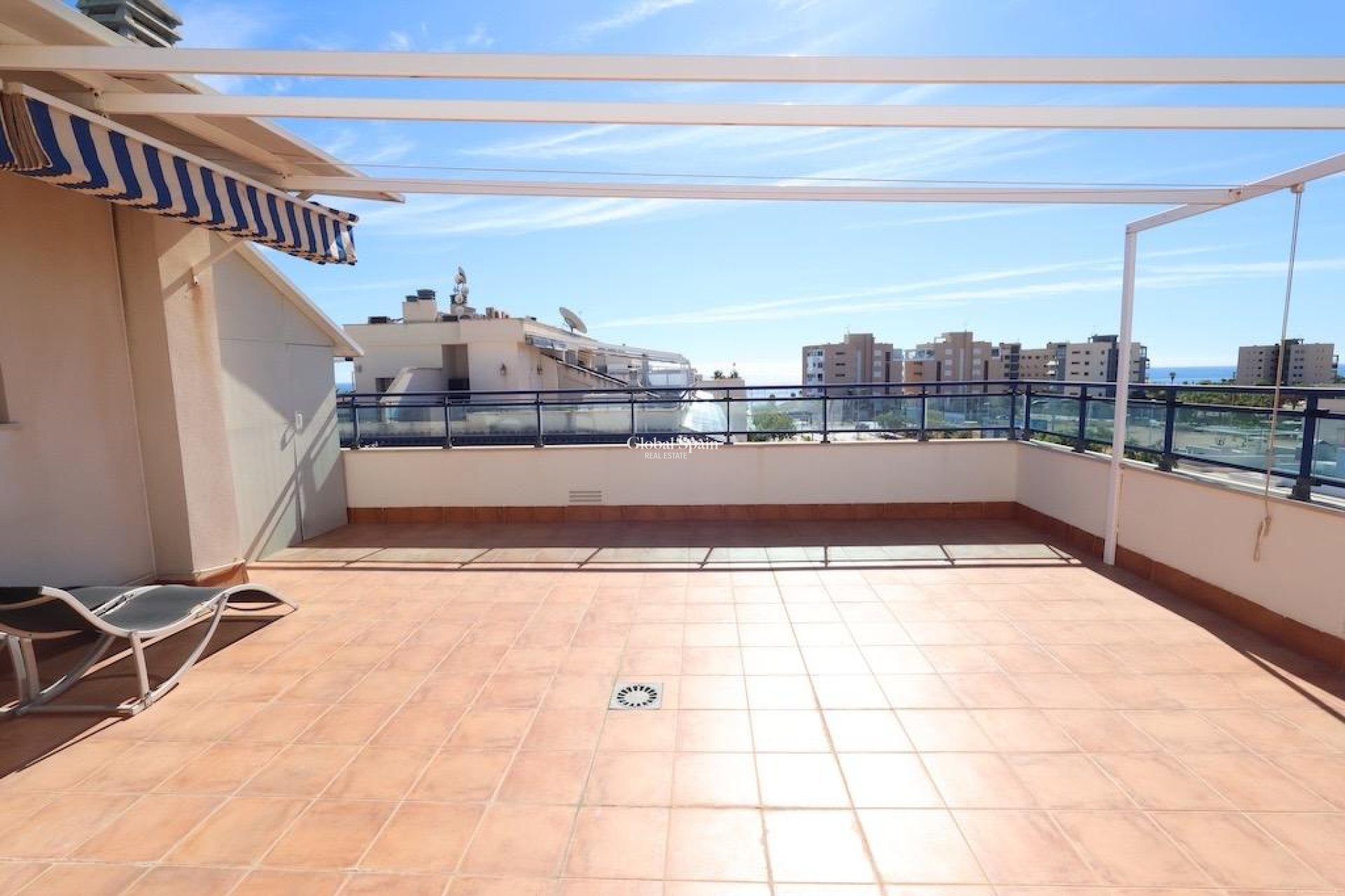 Wederverkoop - PENTHOUSE -
PILAR DE LA HORADADA - Costa Blanca