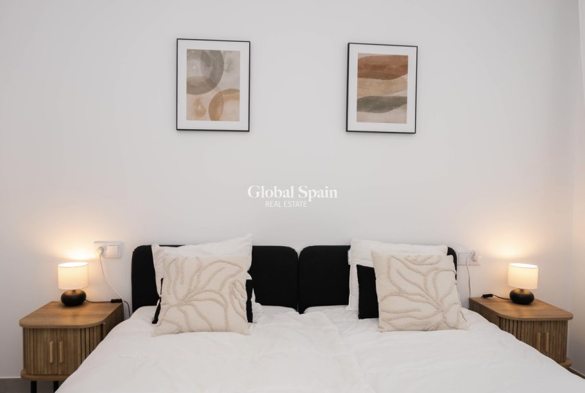 Wederverkoop - PENTHOUSE -
PILAR DE LA HORADADA - Costa Blanca