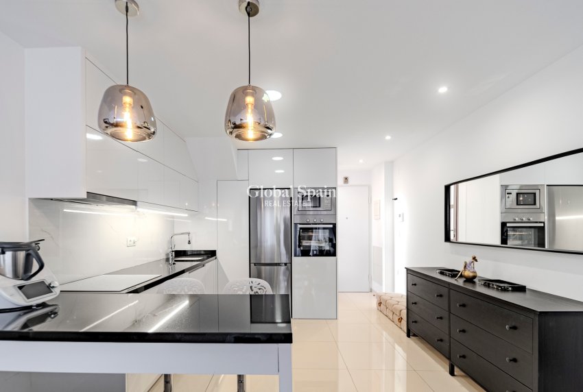 Wederverkoop - Penthouse -
PILAR DE LA HORADADA - MIL PALMERAS 