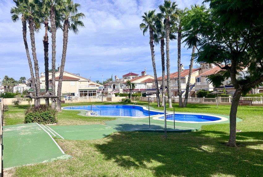 Wederverkoop - PENTHOUSE -
PLAYA FLAMENCA - Costa Blanca