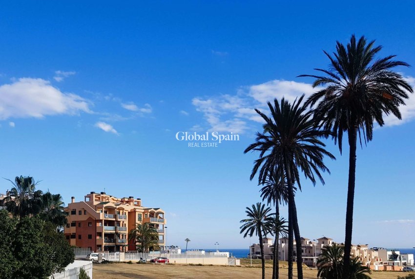 Wederverkoop - PENTHOUSE -
PUERTO DE MAZARRÓN - El Alamillo