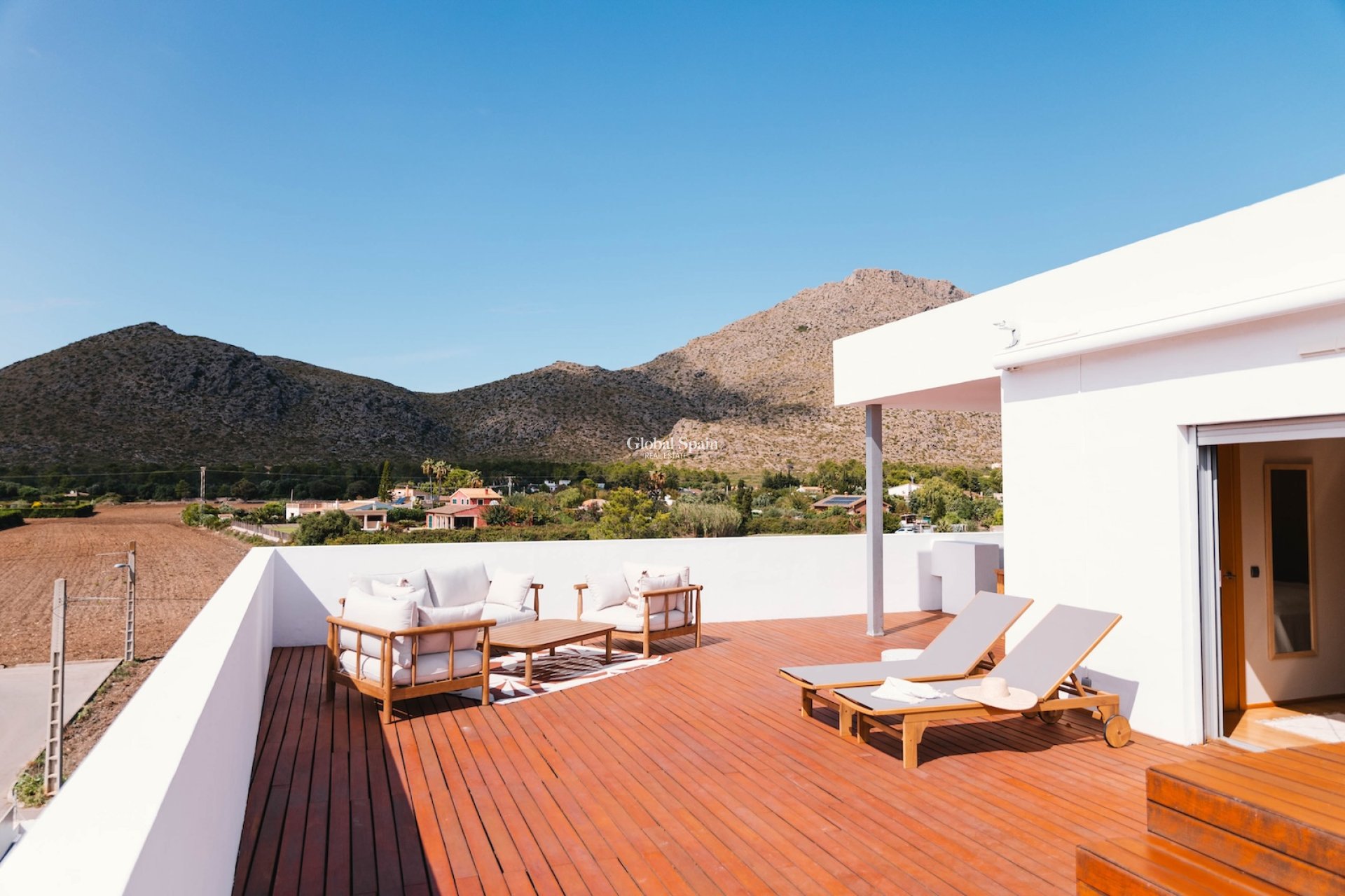 Wederverkoop - Penthouse -
Puerto Pollensa - optional location detail