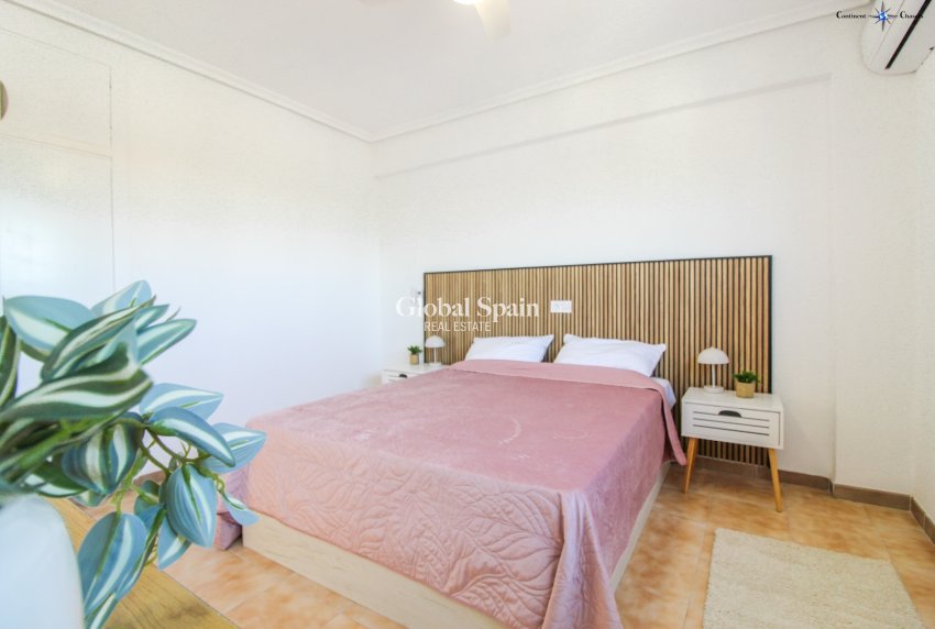 Wederverkoop - PENTHOUSE -
PUNTA PRIMA - Costa Blanca