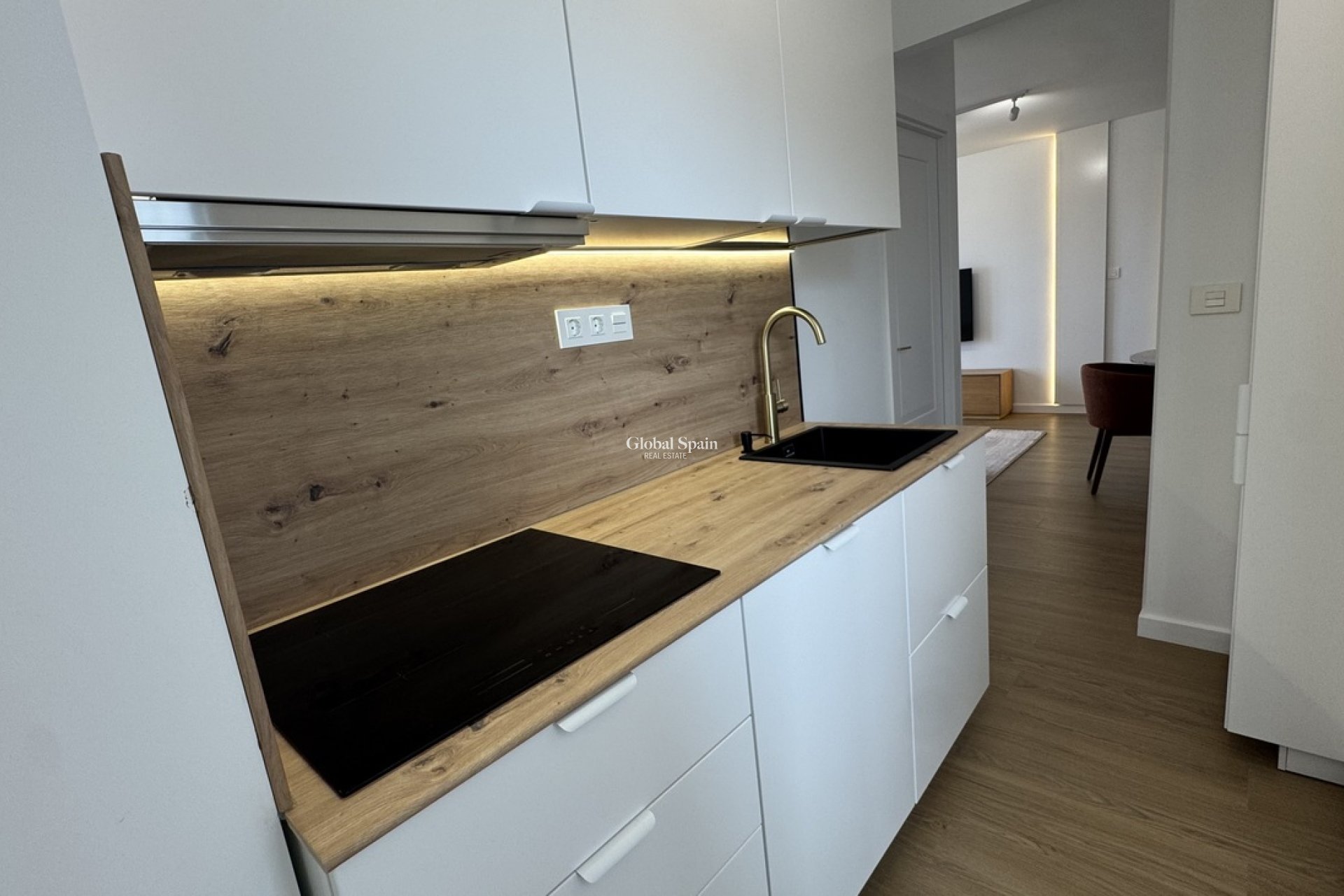Wederverkoop - PENTHOUSE -
PUNTA PRIMA - Costa Blanca