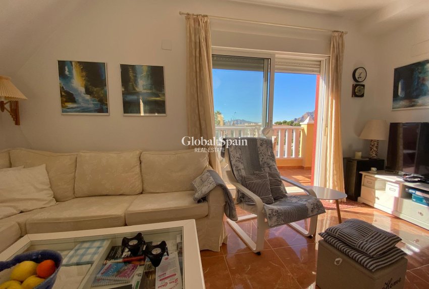 Wederverkoop - PENTHOUSE -
RAFAL - Inland