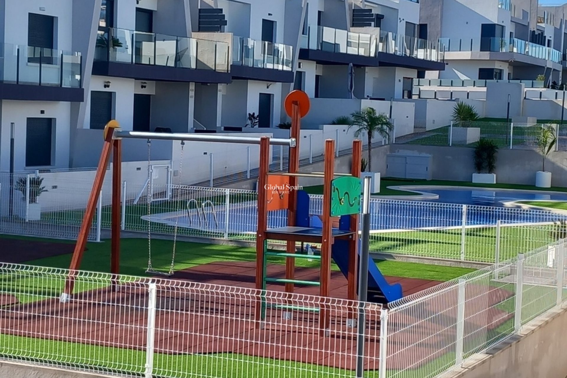 Wederverkoop - PENTHOUSE -
SAN MIGUEL DE SALINAS - Costa Blanca