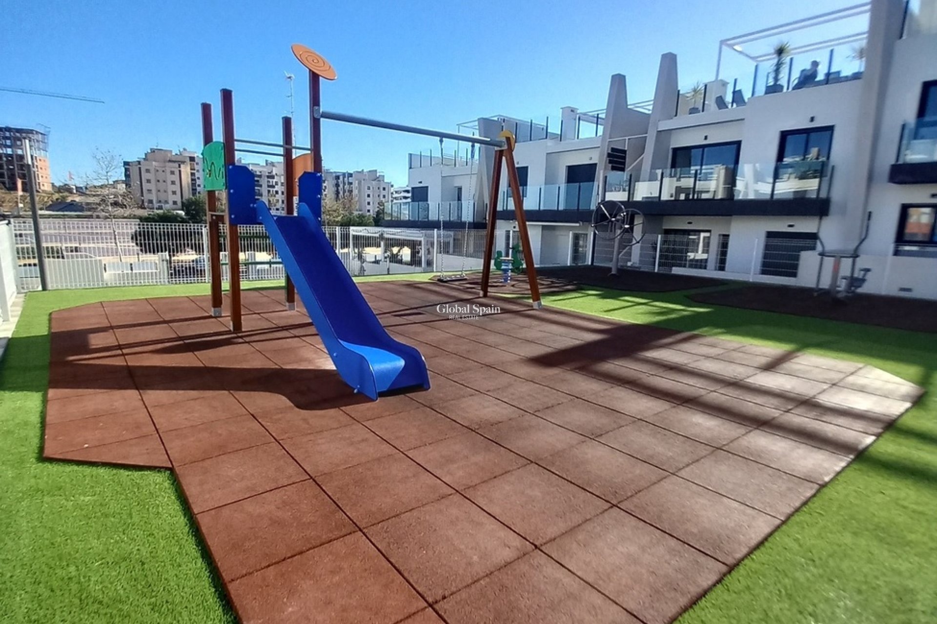 Wederverkoop - PENTHOUSE -
SAN MIGUEL DE SALINAS - Costa Blanca