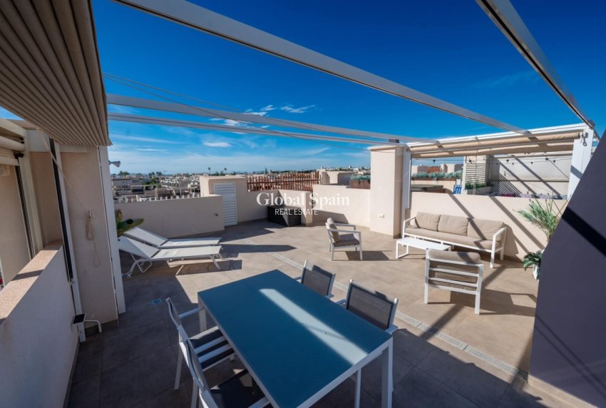 Wederverkoop - PENTHOUSE -
TORRE DE LA HORADADA - Costa Blanca
